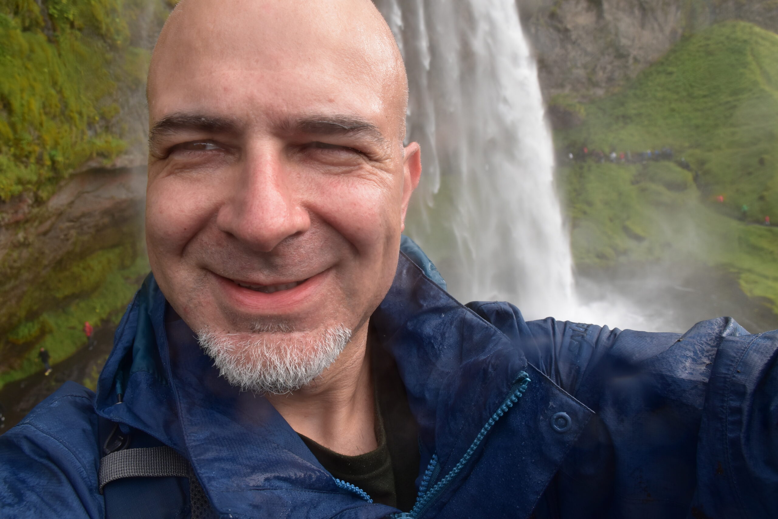 Islanda_05 - Seljalandsfoss 45 Bagnato ma felice