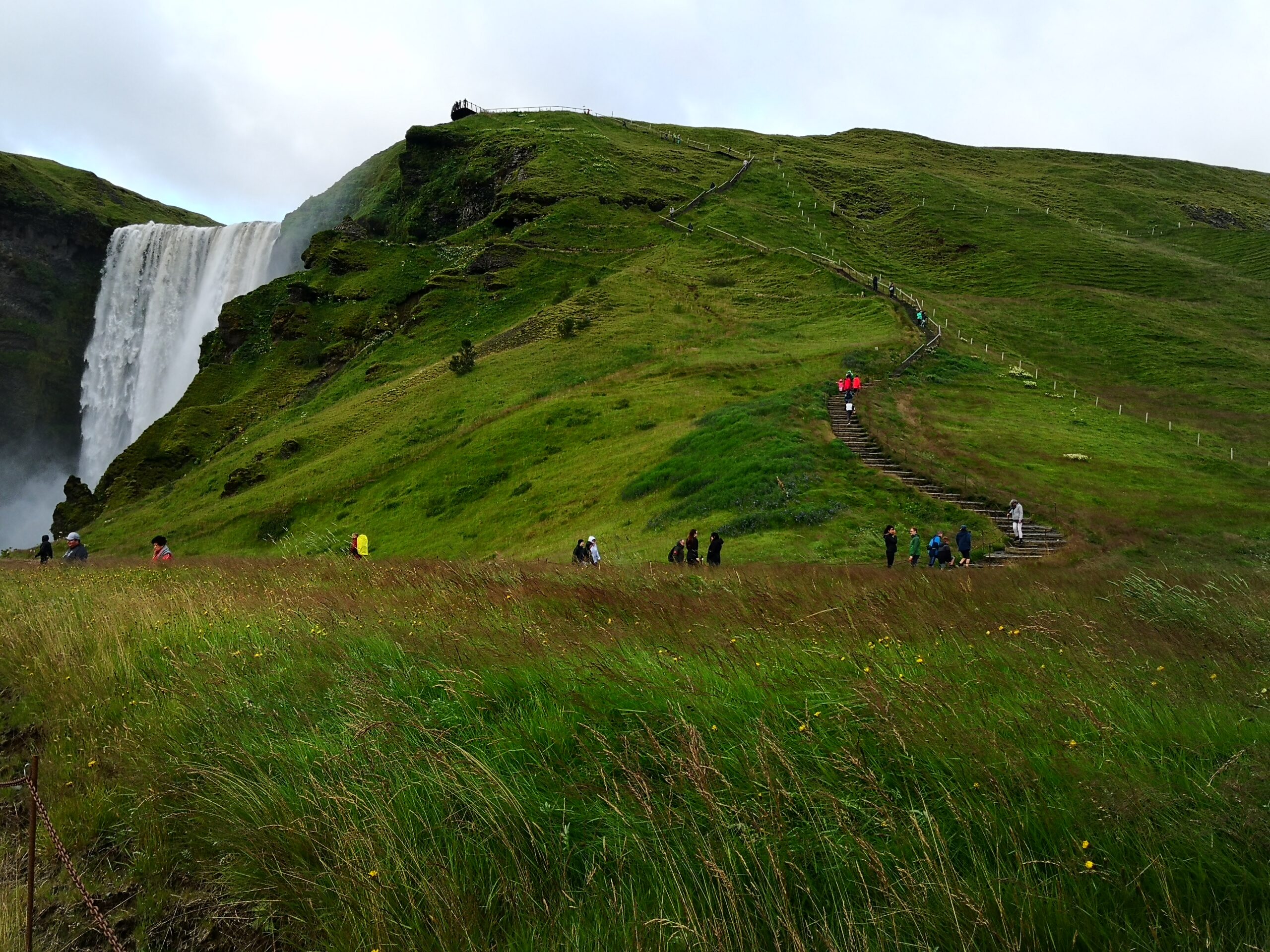 Islanda_06-Skogafoss-35 A lato di Skógafoss si sale verso il Fimmvorduhals