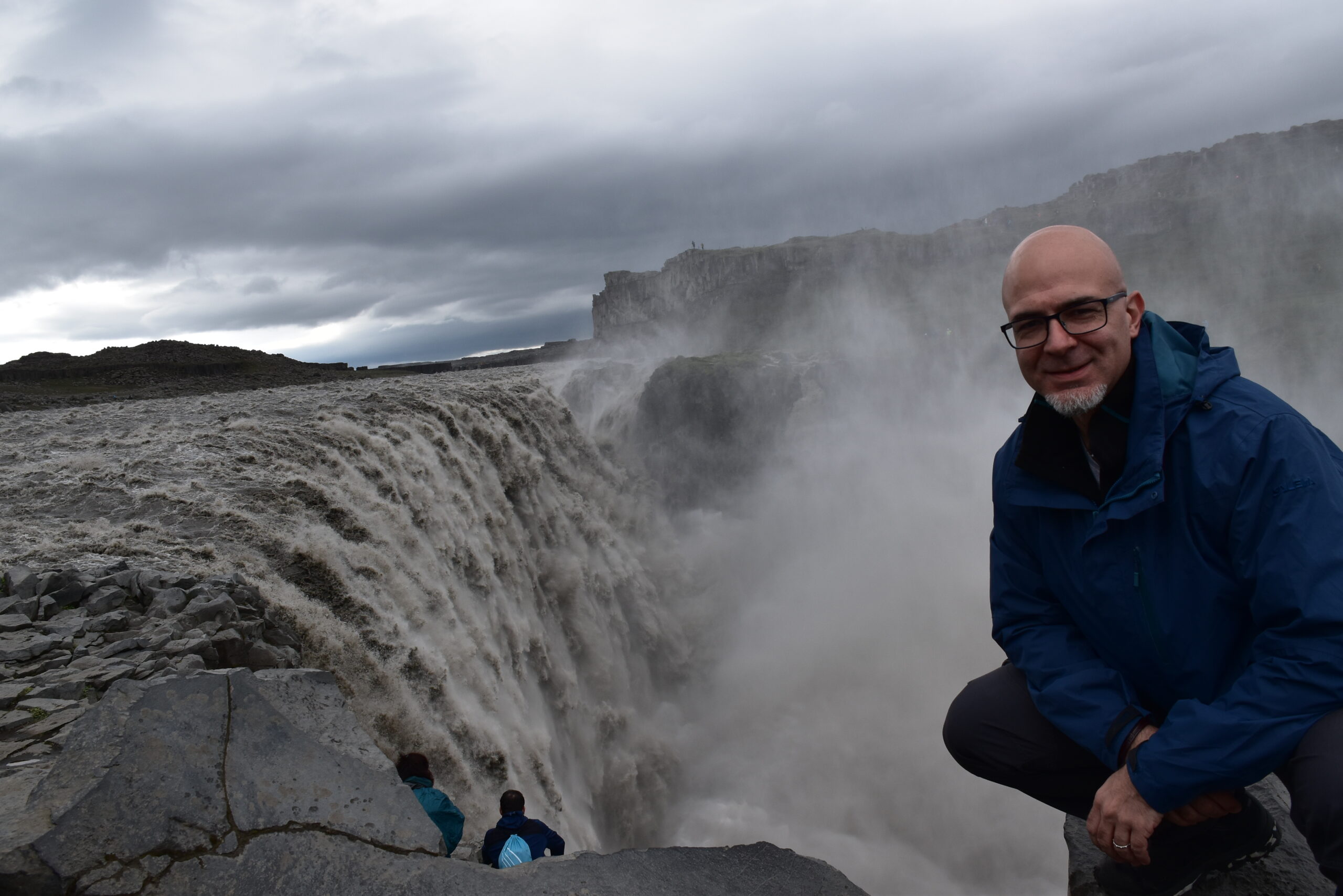 Islanda_16 - Dettifoss 21 Sul ciglio del salto di 45 metri