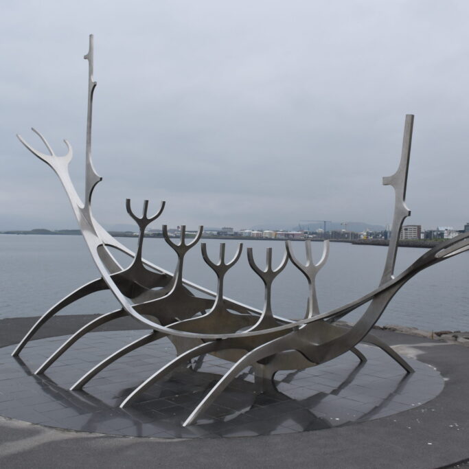 Vivi il fascino tutto nordico della città di Reykjavik
