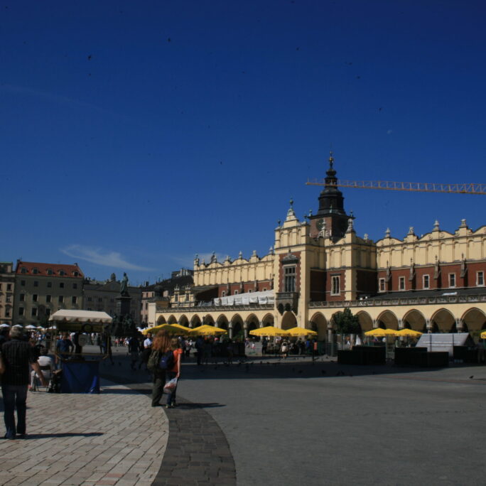 La piazza medievale più grande d'Europa si trova a Cracovia.