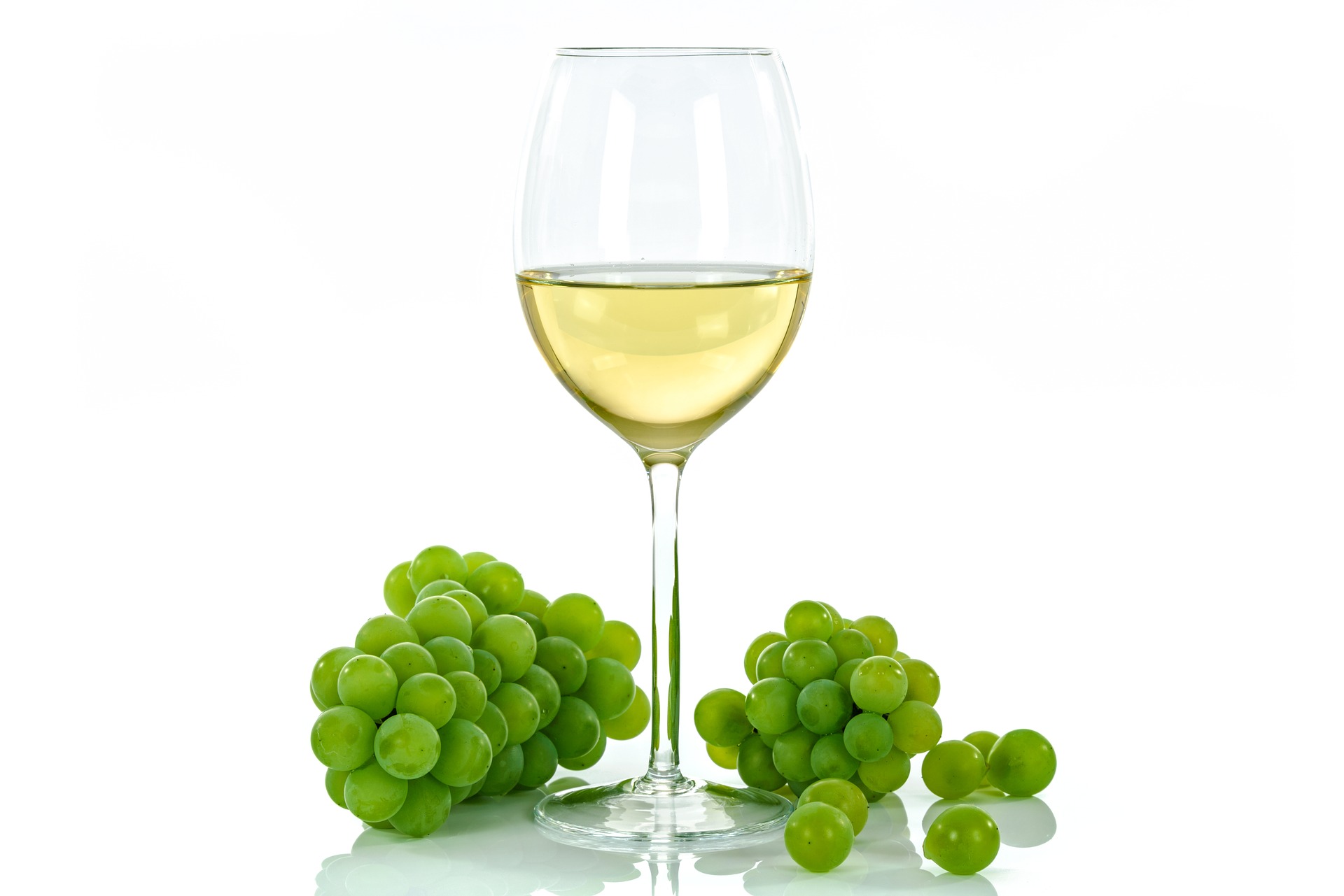 white-wine-1761575_1920