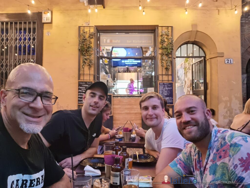 Emilia_Romagna_Bologna_IMG_20220820_202647 New friends