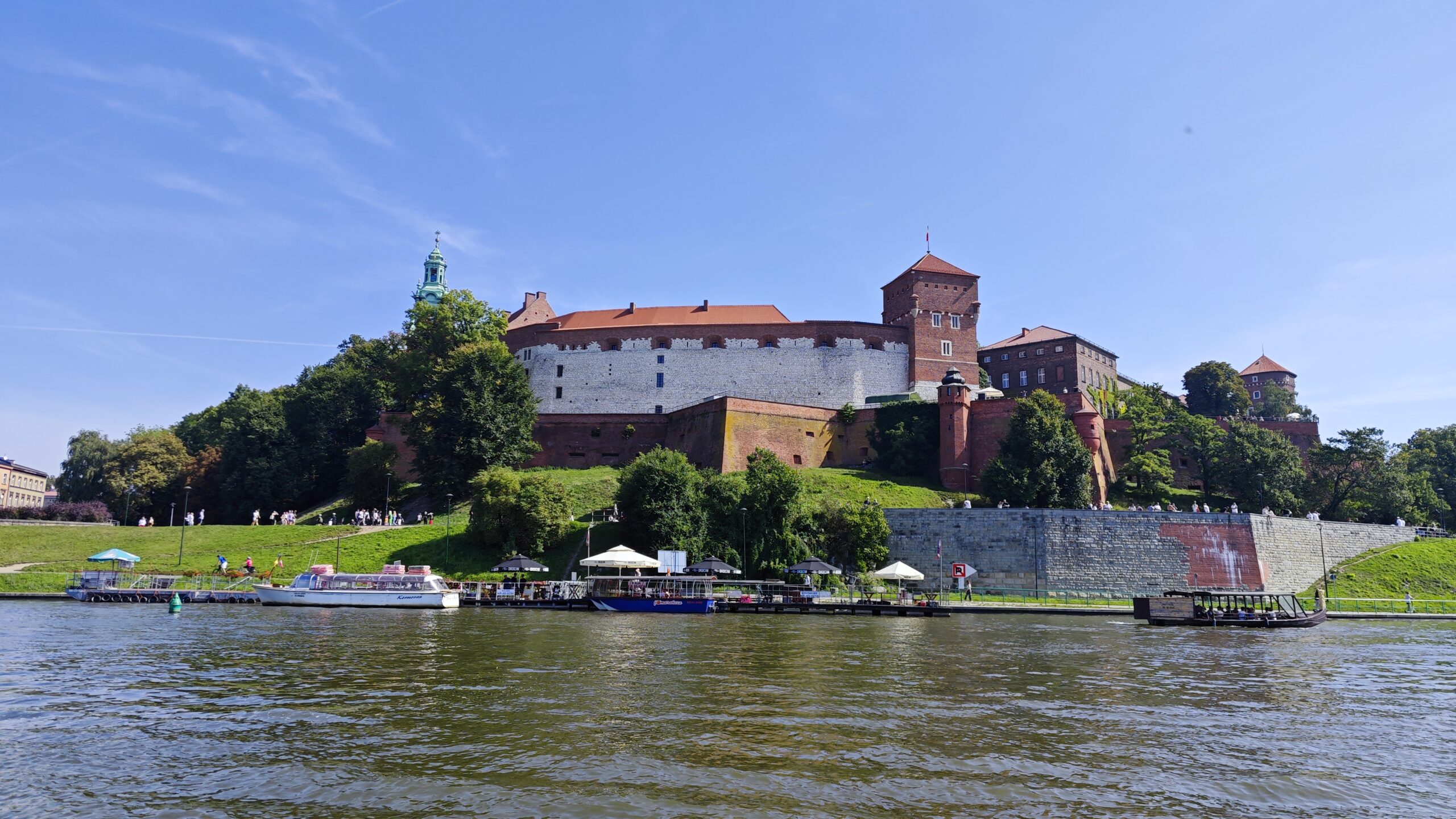 Polonia_Cracovia_IMG_20230909_120557 La collina del Wawel domina il panorama sul fiume Vistola