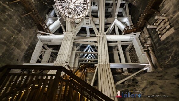 Le impalcature in legno della miniera di sale