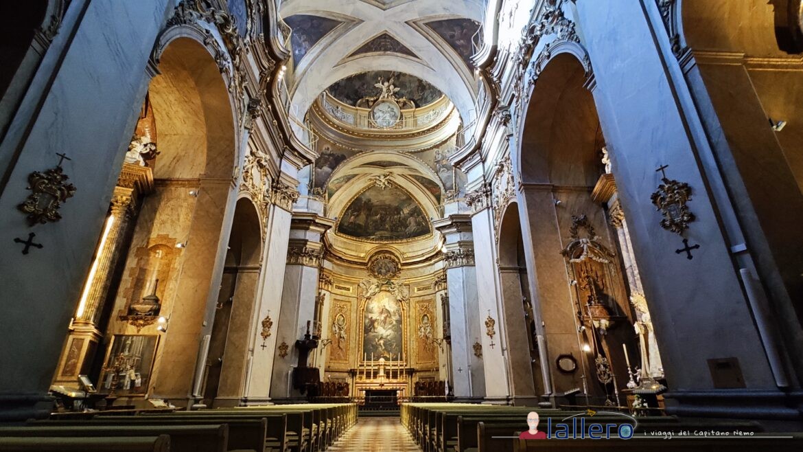 Interno della chiesa di San Miguel
