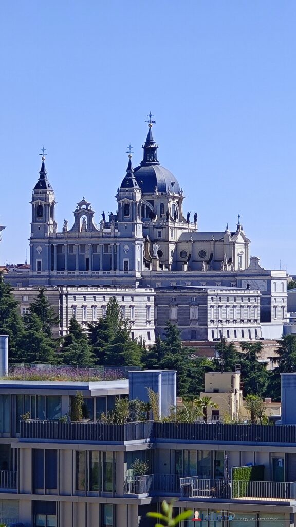 Spagna_Madrid_13 - Palacio Real 68 Prospettiva della Cattedrale dell'Almudena