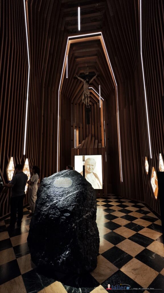 Spagna_Madrid_14 - Cattedrale 38 La Cappella di Giovanni Paolo II